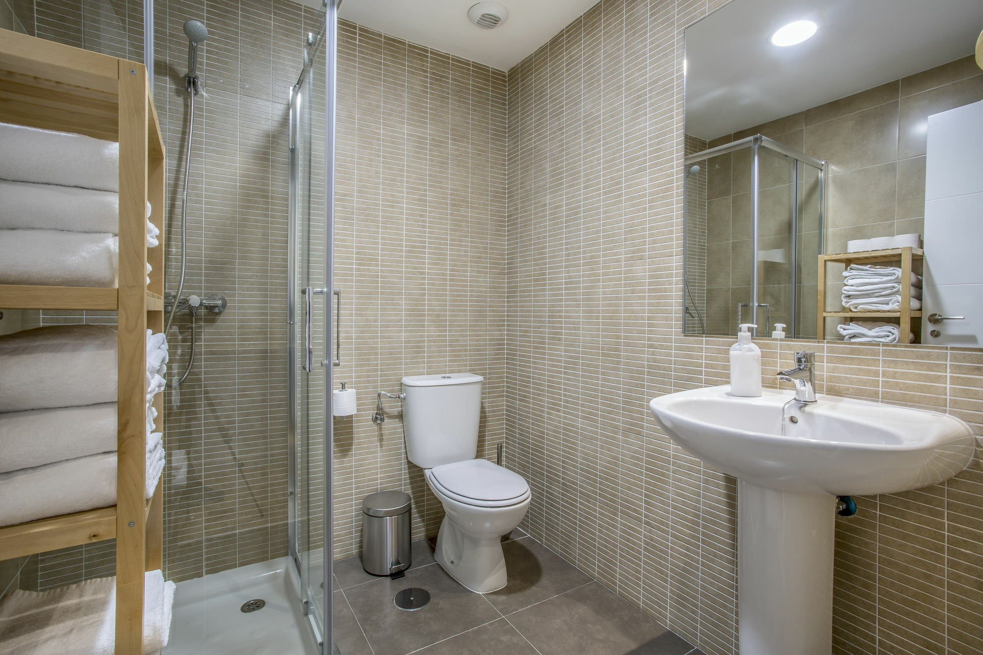 Slow Suites Luchana Madrid Exterior foto